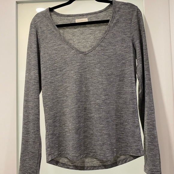 TNA Shirt - Picture 3 of 7